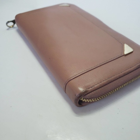 See By Chloe Geniue Leather Zip Around Wallet Beige Light Brown Large Clutch - Picture 10 of 11